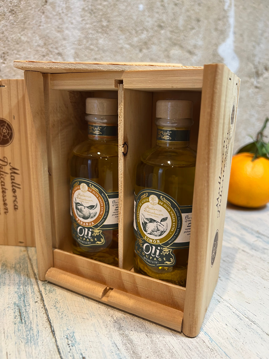 Geschenkbox "Mediterranes Olivenöl-Duo" – in Holzkiste - Majovida Islas Baleares S.L.