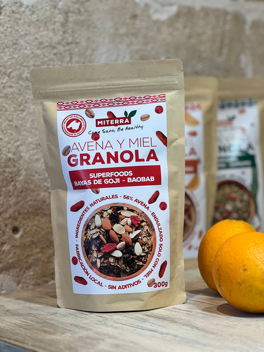 Granola Miterra con bayas de goji y arándanos