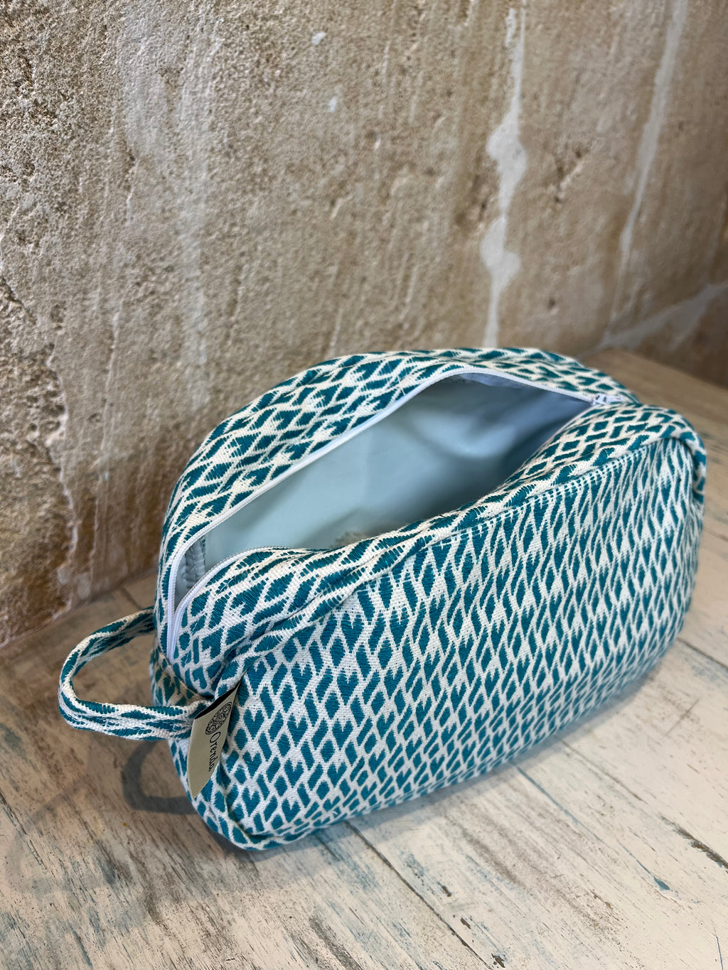 Ovale Kosmetiktasche – Fouta-Style mit wasserabweisendem Innenfutter - Majovida Islas Baleares S.L.