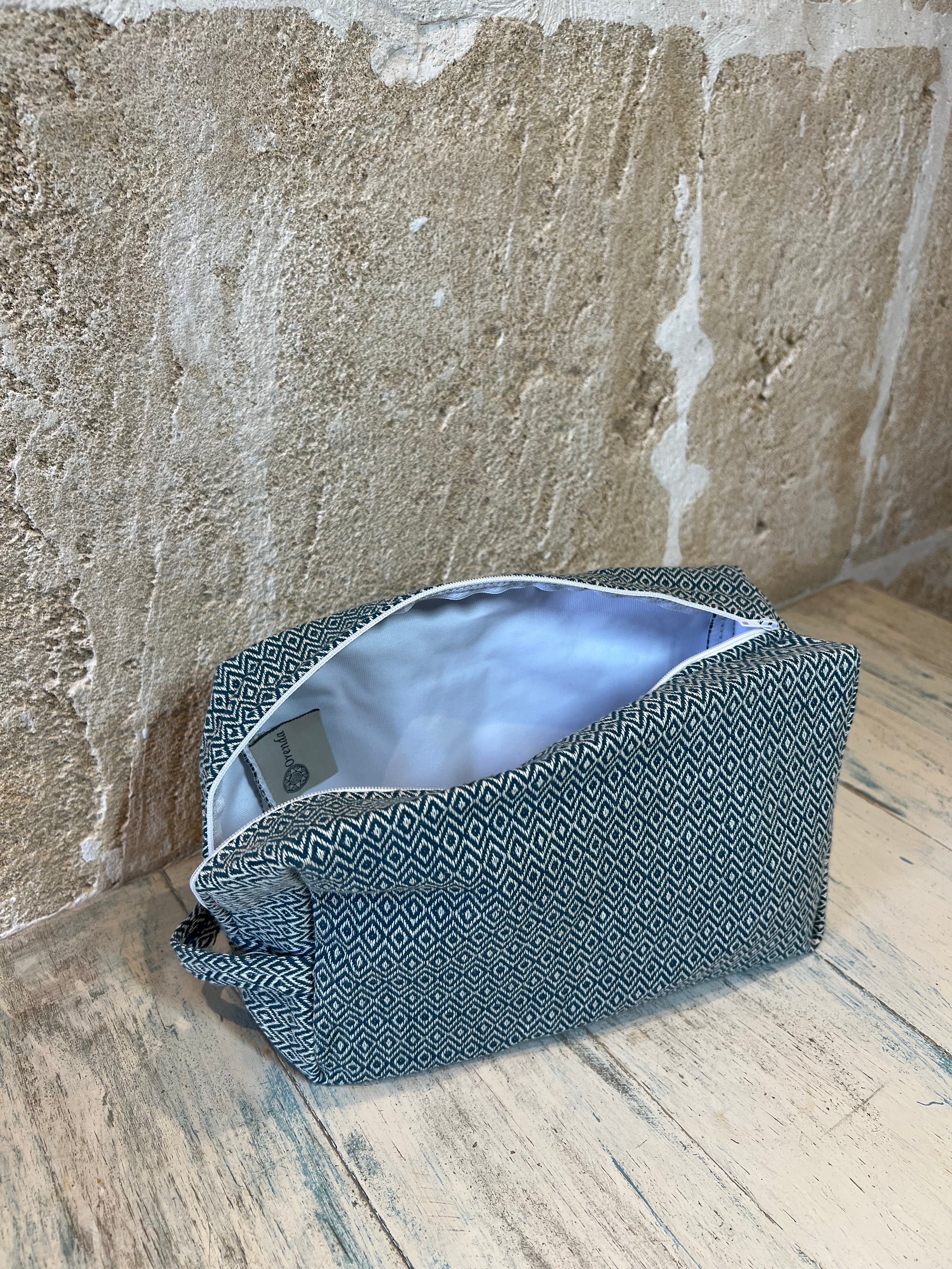 Kulturtasche rechteckig – Fouta-Design mit wasserabweisendem Innenfutter - Majovida Islas Baleares S.L.