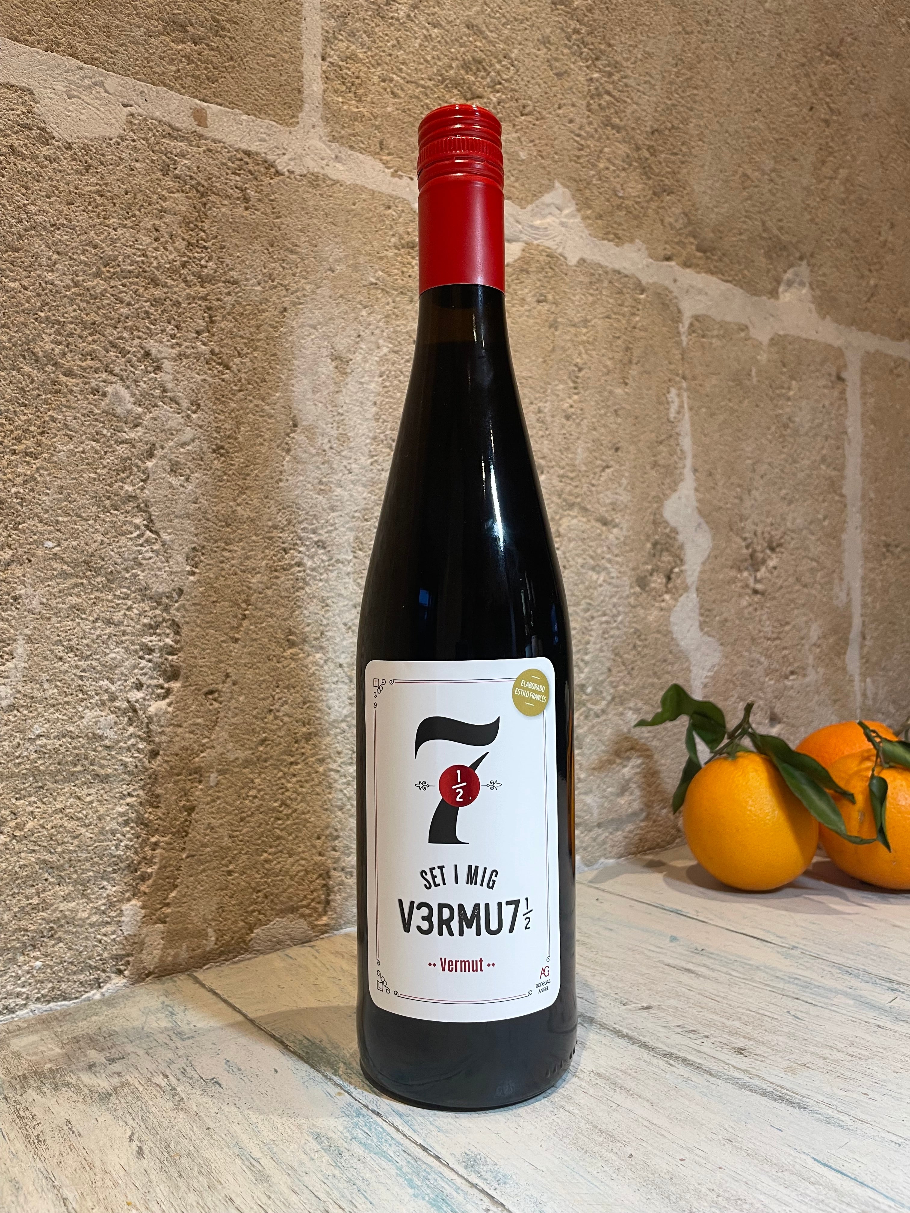 Set i Mig Vermut von Bodegas Àngel - Majovida Islas Baleares S.L.